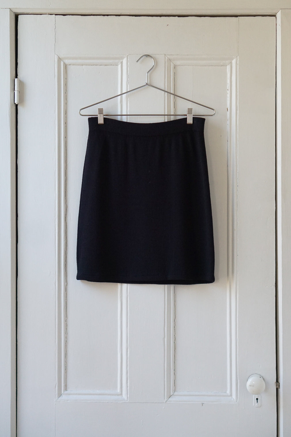 St. John Black Knit Mini Skirt | Size 27/28