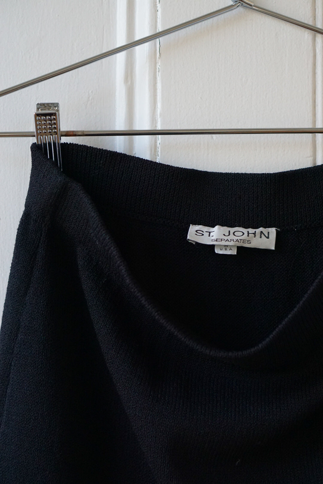 St. John Black Knit Mini Skirt | Size 27/28