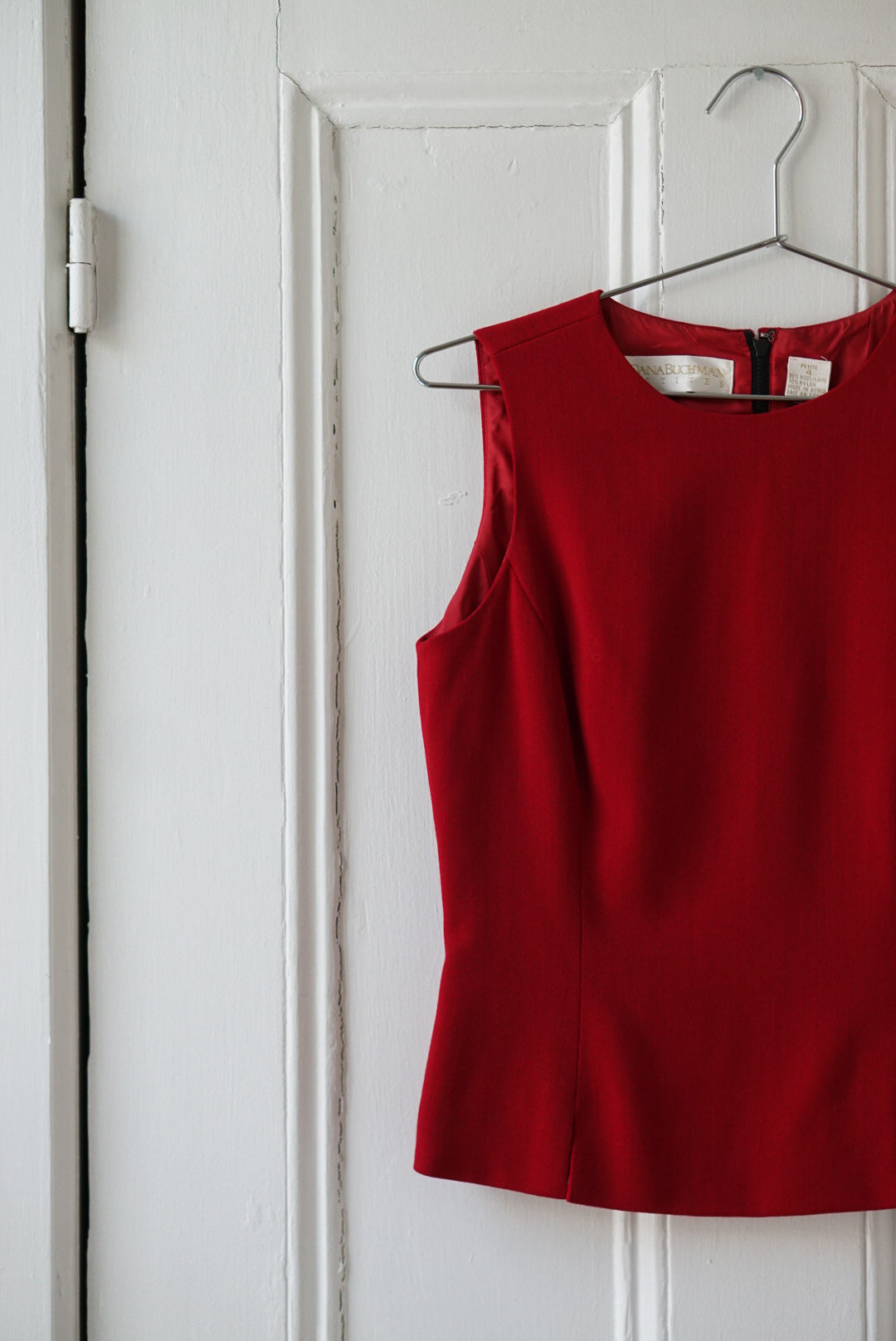 Scarlet Red Wool Blend Sleeveless Top | Size S
