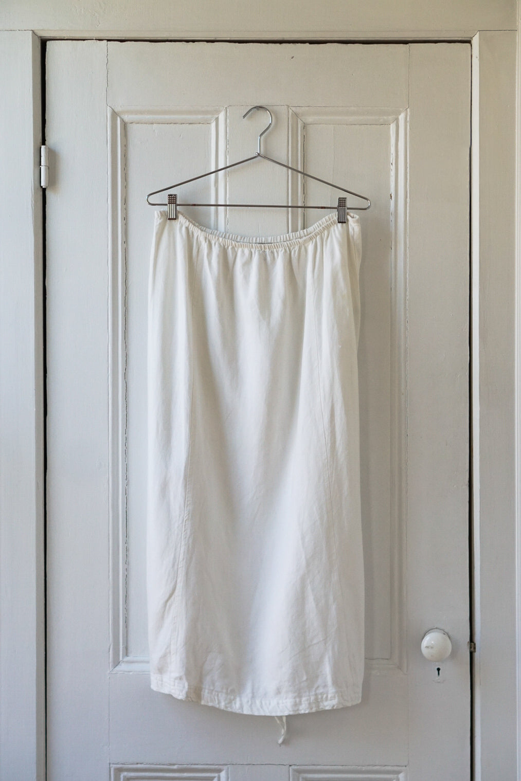 White Linen Maxi Skirt w Drawstring Hem | Size L/XL