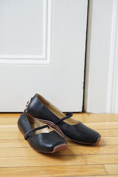 Black Leather Mary Jane Ballet Flats | Size 8