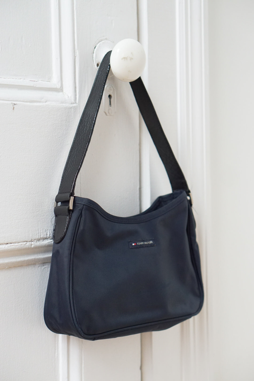 Tommy Hilfiger Navy Shoulder Bag